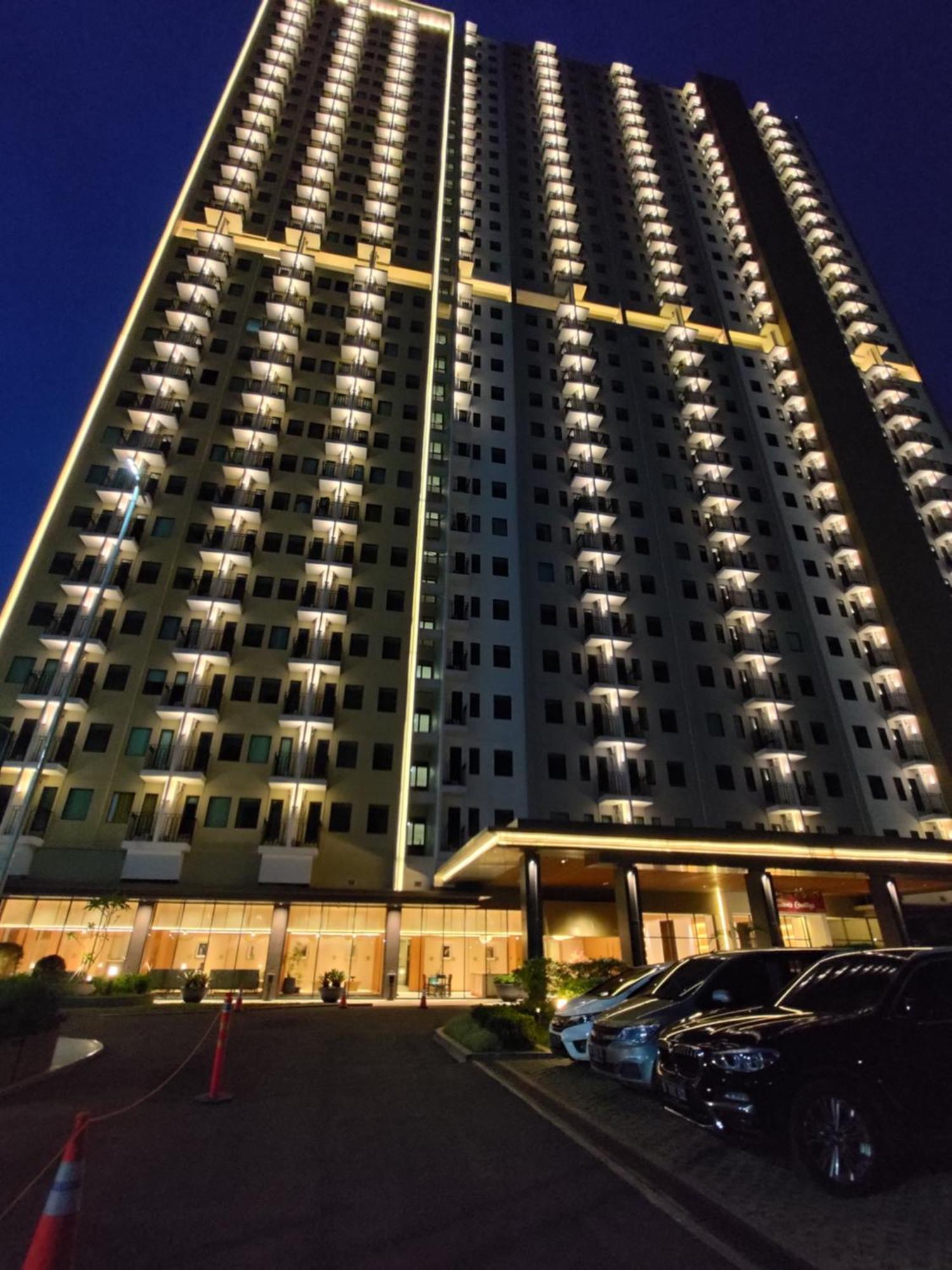 Hotel Osaka Pik2 Tangerang Exterior foto